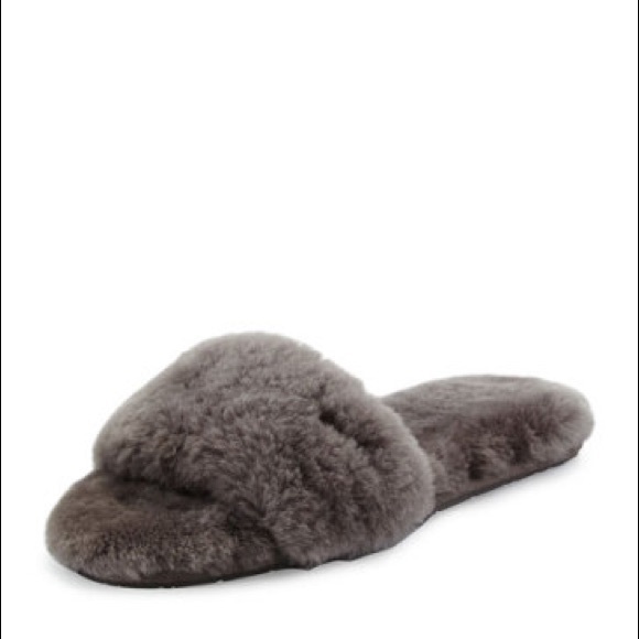 ISO Ugg Australia "Fluff" fur slippers - Picture 1 of 1